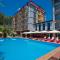 Iveria Elli Hotel