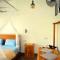 Raveena Guest House