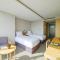 Harbor Park Hotel