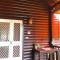 Yiyue Guanhe Homestay 倚月觀荷民宿