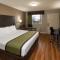 Days Inn & Suites by Wyndham Athens - Athens