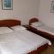 Apartments Galic Omis