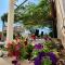 Apartments Borghetto