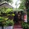Jimmy and Jeng Homestay