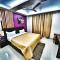 Hotel Aerocity Purple Orchid