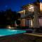 Perigiali Villas