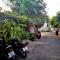 Jimmy and Jeng Homestay