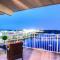 Laketown Wharf 630 By Aneliya