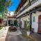 Island Life Hostel