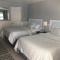 Boardwalk Beach Inn