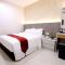 B&L HOTEl