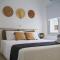 Phaedrus Living: Seaside Luxury Flat Lighthouse 68
