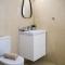 Phaedrus Living: Seaside Luxury Flat Lighthouse 68