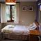 Oak Tree Lodge