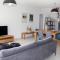 BASTIDE 9