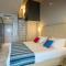 Foto: Kyma Suites Beach Hotel 57/97