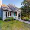 3 Bed 2 Bath Vacation home in West Tisbury - West Tisbury