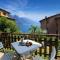 Discesa a Lago with terrace and garden on lake Iseo