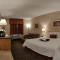 Humphry Inn and Suites