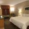Humphry Inn and Suites