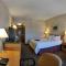 Humphry Inn and Suites