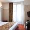 Hotel Eiffel Seine