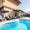 Dorina - Vivienda vacacional con piscina privada Dorina - Vivienda vacacional con piscina privada