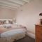 Crow Hall - Luxury Holiday Accommodation