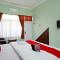 RedDoorz Plus near Stadion Wijaya Kusuma