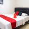 RedDoorz near Setrasari Mall 4