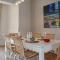 AVIA HOLIDAY HOME 2