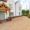 Duck Pond Cottage