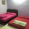 Kaks House Musl!m Only