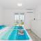 Villa Sunset - ميدولين