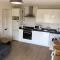 Home-from-Home - Self Catering Garden Apartment, Waterlooville - Waterlooville