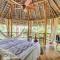 Casa Verde + Contiki