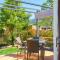Camping Lacona Pineta
