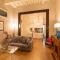 Santa Croce Luxury 2 Bedroom