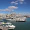 Appartement sur le port proche plage