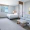 Hyatt Place St. Petersburg/Downtown