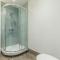 Modern apartment within short walk of The Castle, High Street and Long Walk - FREE PARKING