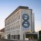 Super 8 by Wyndham Dresden - Dresden