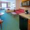 Holiday Inn Express Hotel and Suites Valparaiso by IHG