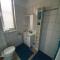 MINIDORM ROOMS IN HEART OF CITY CENTER - 马里博尔