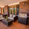 Ainslie Manor Guest House