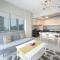 Foto: Signature Holiday Homes - Luxury 1 Bedroom Apartment MAG 5 13/17