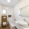 NEW VILLA DAVID, WI-FI, IPTV, 5 bedrooms, 4 bathrooms