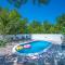 Holiday Home Ivona by Interhome