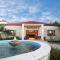 Nostos Hotel