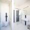 Luxurious Woodrow Wilson apt in Prague centre